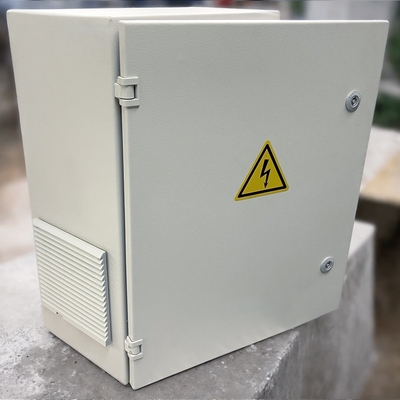 Электрошкаф с двумя замками Электрошкаф с двумя замками